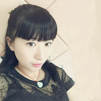 陈怡秋　设计师