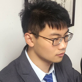 吴成成　设计师